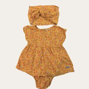 Adorable dress, bloomer and headband floral set, Canadian brand 12-18M